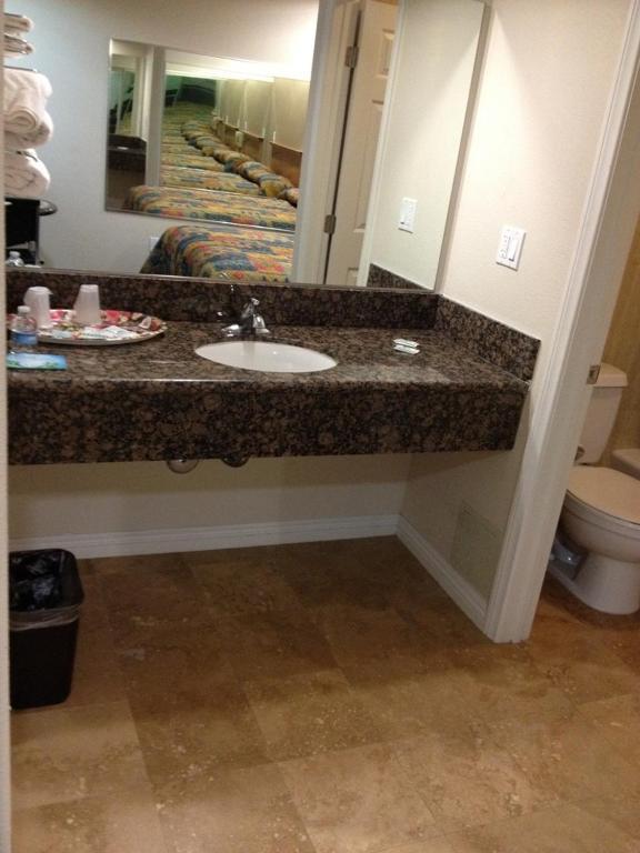La Siesta Inn South Gate Bilik gambar